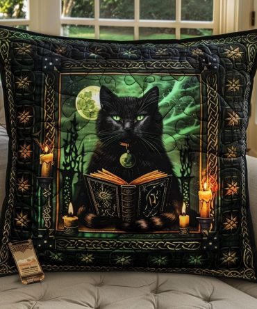 Mystical Black Cat Quilted Accent Pillow Cover — Celestial Motifs & Cozy Texture For Living Room, Bedroom Or Magic-Themed Spaces