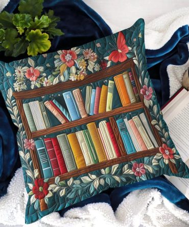 Bookworm Bliss Quilted Decorative Pillow Cover – Cozy Literary Accent For Sofa & Bed, Soft Quilted Cotton Blend, Machine-Washable