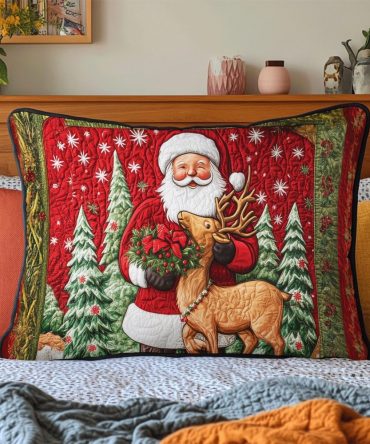 North Pole Express Holiday Quilted Pillow Cover - Whimsical Christmas Cotton Pillowcase For Seasonal Living Room, Tree And Mantel Styling