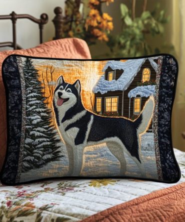 Polar Spirit Quilted Pillow Cover — Arctic-Inspired Quilted Decorative Pillowcase With Polar Motifs For Winter Cabin & Chill Décor