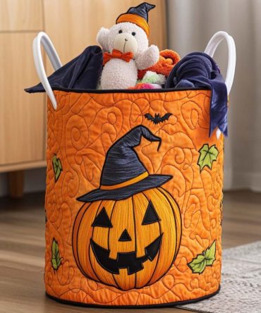 Pumpkin Patch Quilted Fabric Laundry Hamper - Large Decorative Fall Storage Basket With Handles, Foldable Autumn-Themed Organizer, Easy-Care Washable