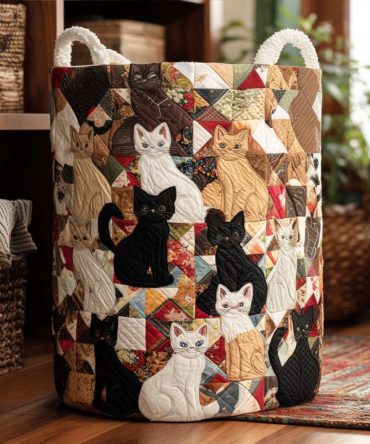 Purrfect Patchwork Quilted Laundry Hamper — Patchwork Cat-Print Fabric Storage Bin With Handles, Foldable & Decorative For Cozy Rooms