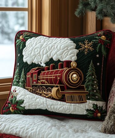 Santa Steamliner Quilted Pillow Cover - Whimsical Santa Train Christmas Pillowcase For Festive Mantel, Cozy Holiday Decor