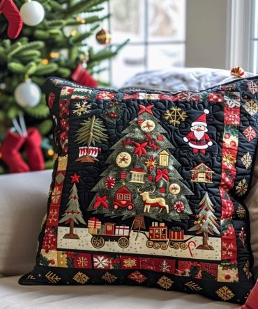Santa'S Workshop Quilted Pillow Cover - Festive Elf & Santa Throw Pillowcase For Living Room, Bed & Family Spaces , Cozy, Washable Accent