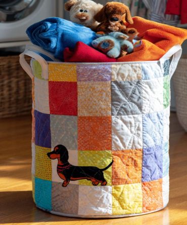 Sausage Dog Squad Quilted Hamper — Charming Long-Dog Print Cotton Laundry Basket, Collapsible Design With Strong Handles For Easy Transport