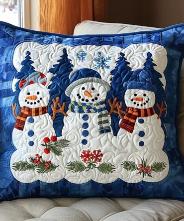 Snowman Charm Quilted Pillow Cover — Playful Winter Throw Pillow Case For Christmas Décor, Soft Washable Accent For Sofa & Nursery