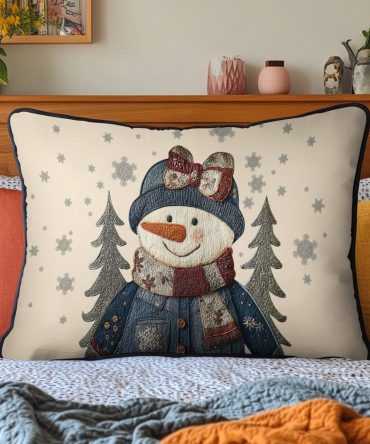 Snowman Spirit Quilted Holiday Pillow Cover — Cheerful Snowman Decorative Throw Pillowcase For Winter Mantel, Sofa & Kids’ Rooms