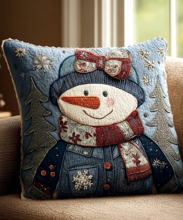 Snowman Quilted Decorative Pillow Cover — Cheerful Snowman Throw Pillow Case For Winter Mantel, Sofa & Holiday Home Accents, Giftable