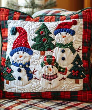 Snowy Cheer Quilted Holiday Pillow Cover - Festive Winter Throw Pillowcase, Cozy Cotton, Machine-Washable Seasonal Decor For Living Room