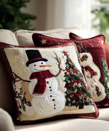 Snowy Joy Quilted Pillow Cover — Festive Winter Cheer With Snowflake Motif, Soft Quilting, Zippered Removable Case For Cozy Holiday Décor
