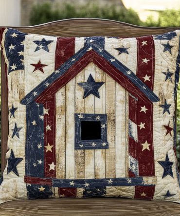 Starry Nest Quilted Pillow Cover - Celestial Americana Patchwork, Soft Cotton Blend, Charming Farmhouse Throw Accent