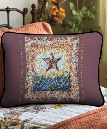 Texas Pride Quilted Pillowcase — Bold Lone Star Floral Quilted Decorative Pillow Cover For Patriotic & Southern-Style Home Accents