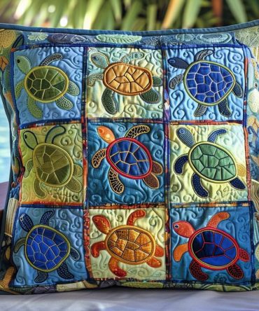 Turtle Grid Quilted Pillow Cover — Modern Geometric Turtle Throw Pillowcase For Living Room, Nursery & Patio , Durable Cotton-Blend