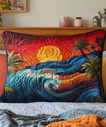 Coastal Wave Quilted Pillow Cover — Soft Cotton-Blend Pillowcase For Beach-Inspired Bedroom, Machine Washable & Hypoallergenic