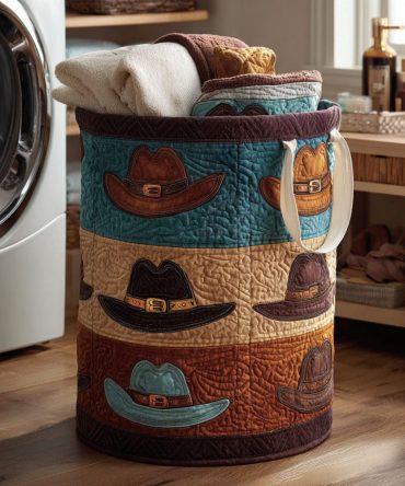 Wild West Hats Quilted Laundry Hamper – Western-Themed Quilted Fabric Laundry Basket With Handles, Foldable Home Organizer