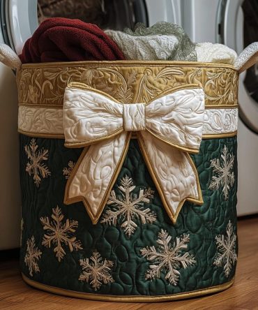 Winter Gift Quilted Laundry Hamper — Cozy Holiday Collapsible Basket For Seasonal Storage, Durable Handles & Easy Fold-Flat Design