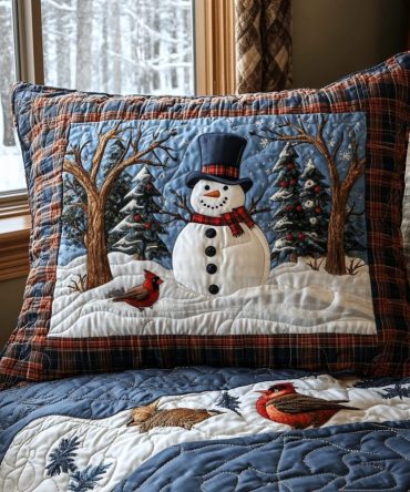 Winter Glow Quilted Pillow Cover – Elegant Holiday Decorative Pillowcase For Cozy Bedrooms, Soft Textured Accent For Seasonal Décor
