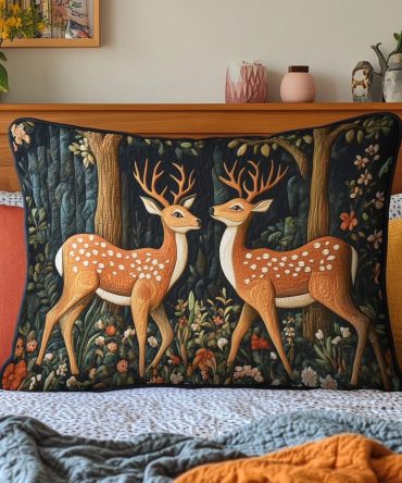 Woodland Deer Quilted Pillowcase – Rustic Forest Decorative Pillow Cover With Deer Motif, Cozy Cabin Accent For Living Room Or Bed