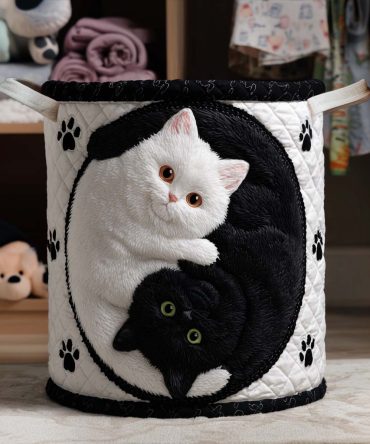Yin Yang Cats Quilted Laundry Hamper – Dual Cat Design Foldable Laundry Basket, Stylish Decorative Hamper For Modern Home