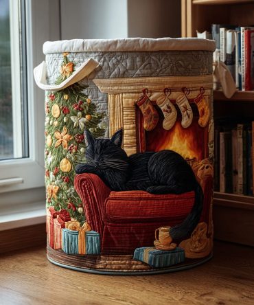 Yuletide Rest Quilted Laundry Hamper — Classic Holiday Quilted Laundry Bin, Collapsible & Spacious With Sturdy Handles For Living Room Or Closet
