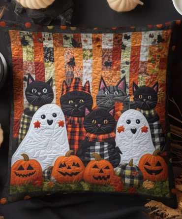 Spooky Feline Cozy Quilted Pillow Cover — Halloween Cat Decorative Cushion Case For Seasonal Decor, Soft Microfiber, Machine Washable