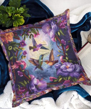 Dreamy Hummingbirds Quilted Throw Pillow Cover — Whimsical Bird Accent For Bed & Sofa, Soft Quilted Texture, Hypoallergenic, Easy Care