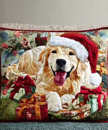 Festive Golden Retriever Quilted Throw Pillow Cover — Cute Dog Lover Cushion Case With Holiday Accents, Soft Durable Decorative Pillow