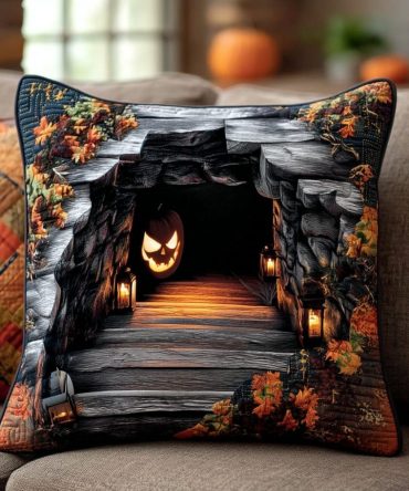 Rustic Pumpkin Passage Quilted Pillow Cover — Farmhouse Pumpkin Motif Decorative Throw Pillowcase, Durable Stitching For Cozy Fall Living
