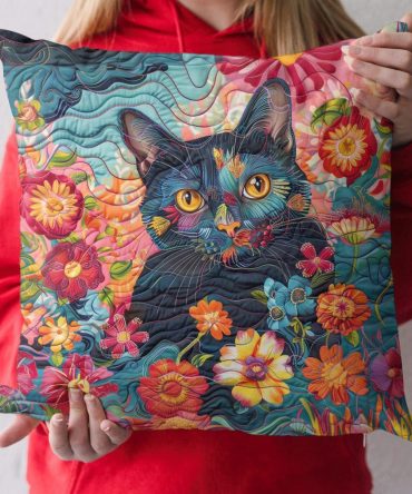 Playful Floral Cat Quilted Throw Pillow Cover — Whimsical Cat & Flower Decorative Cushion Case For Living Room, Nursery & Gifts
