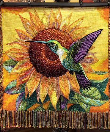 Nectar Seeker Botanical Throw Blanket - Vibrant Woven Couch Cover, Reversible Garden-Inspired Accent For Home & Patio