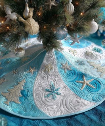 Blue Horizon Quilted Christmas Tree Skirt — Elegant Coastal Holiday Base Cover, Soft Quilting, Reversible, Machine-Washable Finish