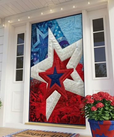 Bold Star Quilted Door Panel – Striking Patriotic Star Design, Heavy Quilting For Durability, Weather-Resistant & Machine Washable