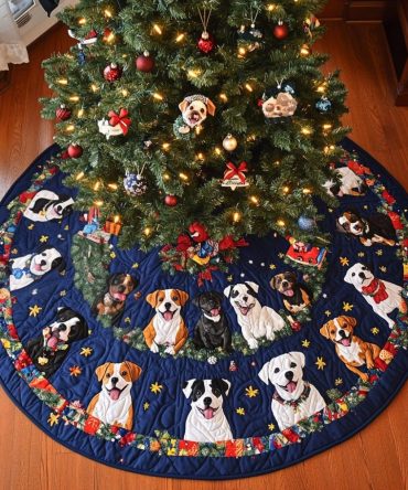 Boxer Tree Charm Quilted Christmas Skirt — Stylish Canine Holiday Accent, Soft Quilting & Easy Wrap For Boxer Owners And Dog Lovers
