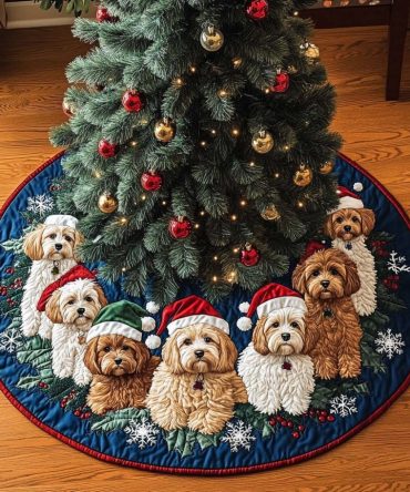 Cavapoo Bliss Quilted Christmas Tree Skirt — Cozy Holiday Accent, Premium Stitching, Soft Cotton-Blend For Festive Homes