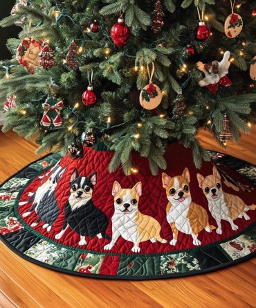 Chihuahua Holiday Quilted Tree Skirt — Playful Chihuahua Print, Soft Quilted Base For Festive Pet-Themed Christmas Displays