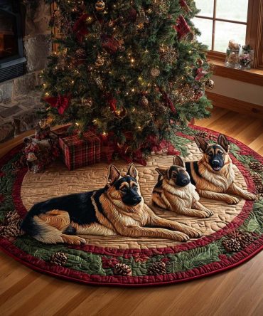 Christmas Guardian Quilted Tree Skirt — Traditional Motifs & Luxe Quilting, Durable Holiday Base Cover To Protect Floors And Beautify Displays