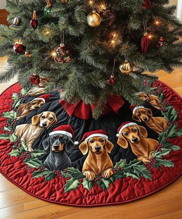 Dachshund Noel Quilted Tree Skirt , Classic Doxie Christmas Skirt, 48In Quilted Cotton, Snap Closure, Easy Maintenance
