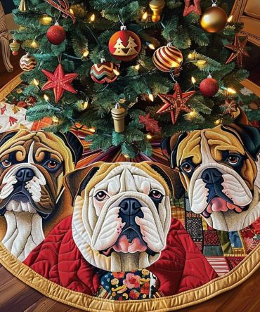 Playful Quilted Festive Bulldog Tree Skirt – Bright Holiday Accent For Christmas Trees, Soft Durable Fabric, Excellent Gift For Dog-Loving Families