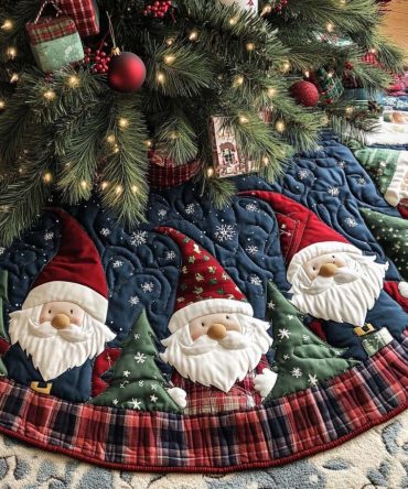 Forest Helper Quilted Christmas Tree Skirt - Rustic Woodland Holiday Tree Skirt With Nature Motifs For Cozy Cabins