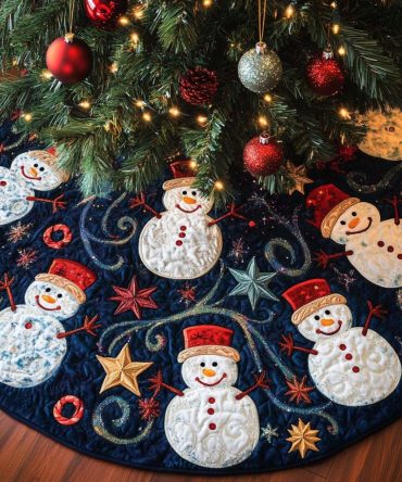 Frosty Friend Quilted Tree Skirt — Charming Snow-Themed Christmas Base, Soft Quilting & Easy-On Design For Festive Styling