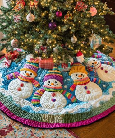 Gentle Snowman Quilted Christmas Tree Skirt - Charming Holiday Tree Skirt With Snowman Design For Cozy Seasonal Decor