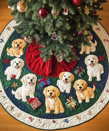 Golden Gift Quilted Christmas Tree Skirt — Elegant Metallic Holiday Skirt For Wrapped Presents, Durable Stitched Design, Ready To Gift