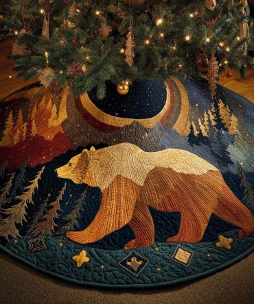 Golden Wanderer Quilted Christmas Tree Skirt — Luxe Gold-Toned Holiday Skirt, Soft Quilting, Perfect For Elegant Seasonal Displays