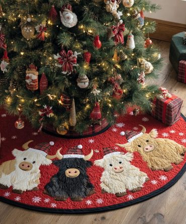 Highland Cow Forest Quilted Tree Skirt — Woodland Highland Cow Holiday Decor, Quilted Rustic Tree Base For Cozy Cabins