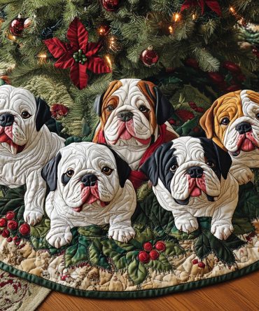 Holly Bulldog Cheer Quilted Tree Skirt - Bright Holiday Accent For Bulldog Fans, Soft Quilted Christmas Foundation