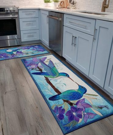 Hummingbird Harmony Kitchen Runner — Cozy Anti-Slip Floral Rug, Machine Washable And Fade-Resistant, Supportive Comfort For Everyday Use