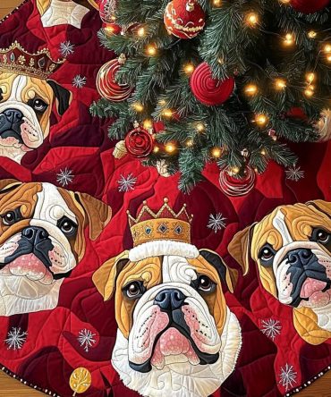 Jolly Bulldog Wonderland Quilted Tree Skirt – Whimsical Holiday Base Accent With Cozy Quilting, Durable Fabric, Perfect For Festive Family Decor & Gifts