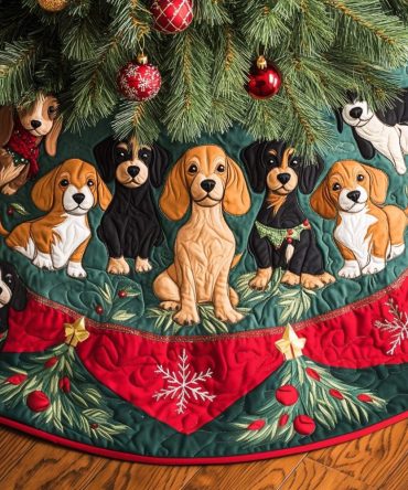 Jolly Dachshund Delights Quilted Tree Skirt — Festive Wiener Dog Design With Durable Quilting, Plush Backing & Easy Installation For Holiday Cheer