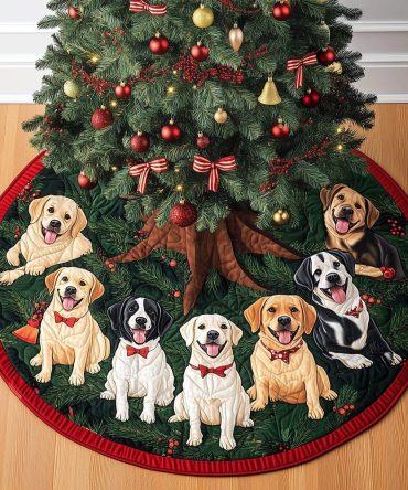 Labrador Holiday Quilted Tree Skirt — Traditional Quilted Christmas Skirt With Labrador Motif, Generously Sized, Durable Holiday Accent