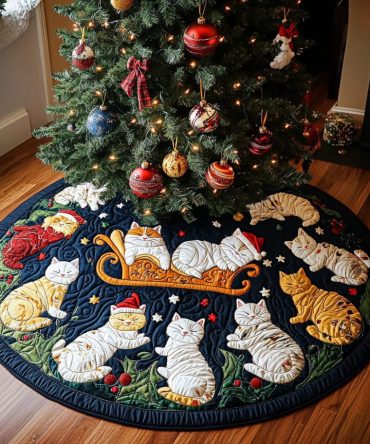 Quilted 'Merry Meowmas' Cat Christmas Tree Skirt — Premium Holiday Decor For Cat Lovers, Soft Cotton Blend, Gift-Ready